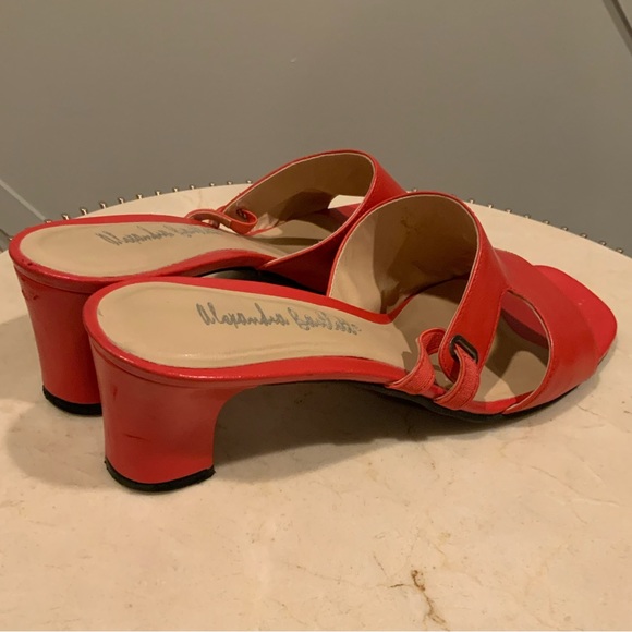 Alexandra Bartlett Woman’s Red Leather Slide Heels Size 7.5 - Picture 8 of 12